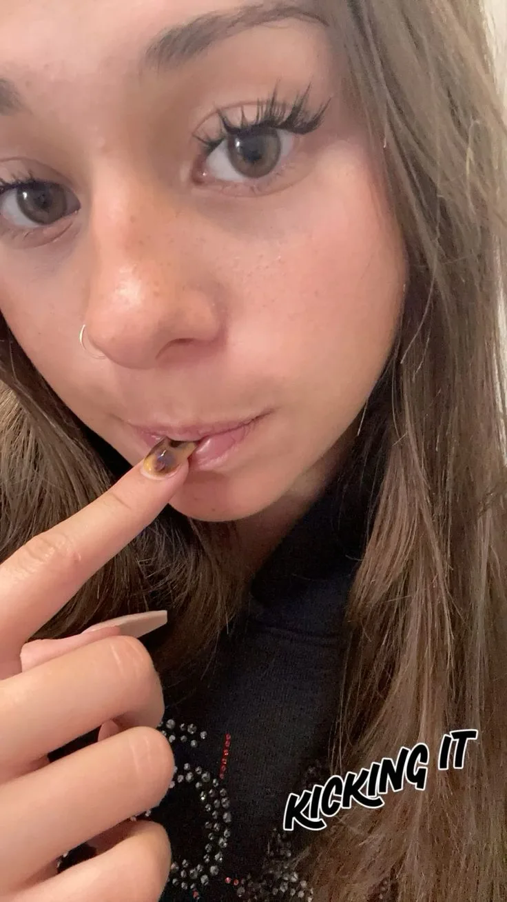 Amazing Story: bokep terbaru bocil di manjain sama tante kesepian via mediafire Terbaru